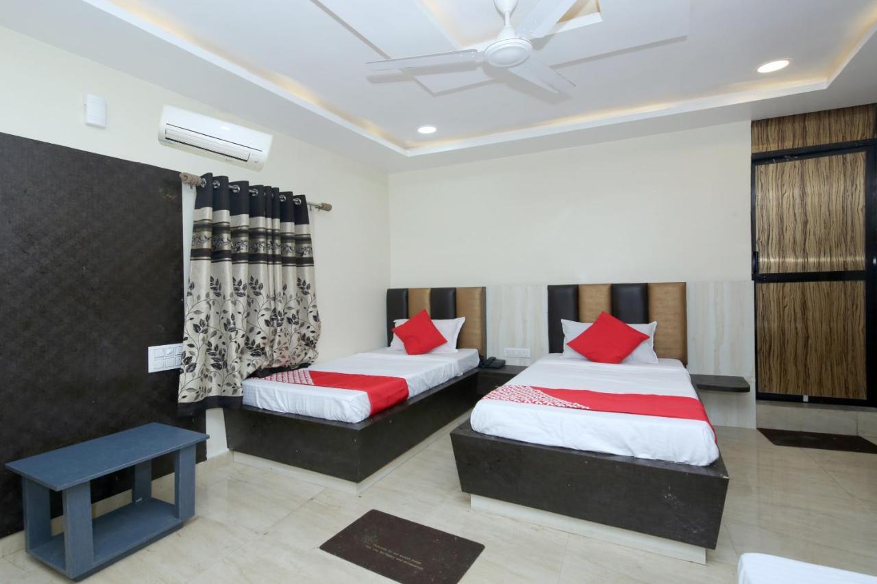 Oyo Flagship 27933 Hotel Green Valley Rāipur Exteriér fotografie