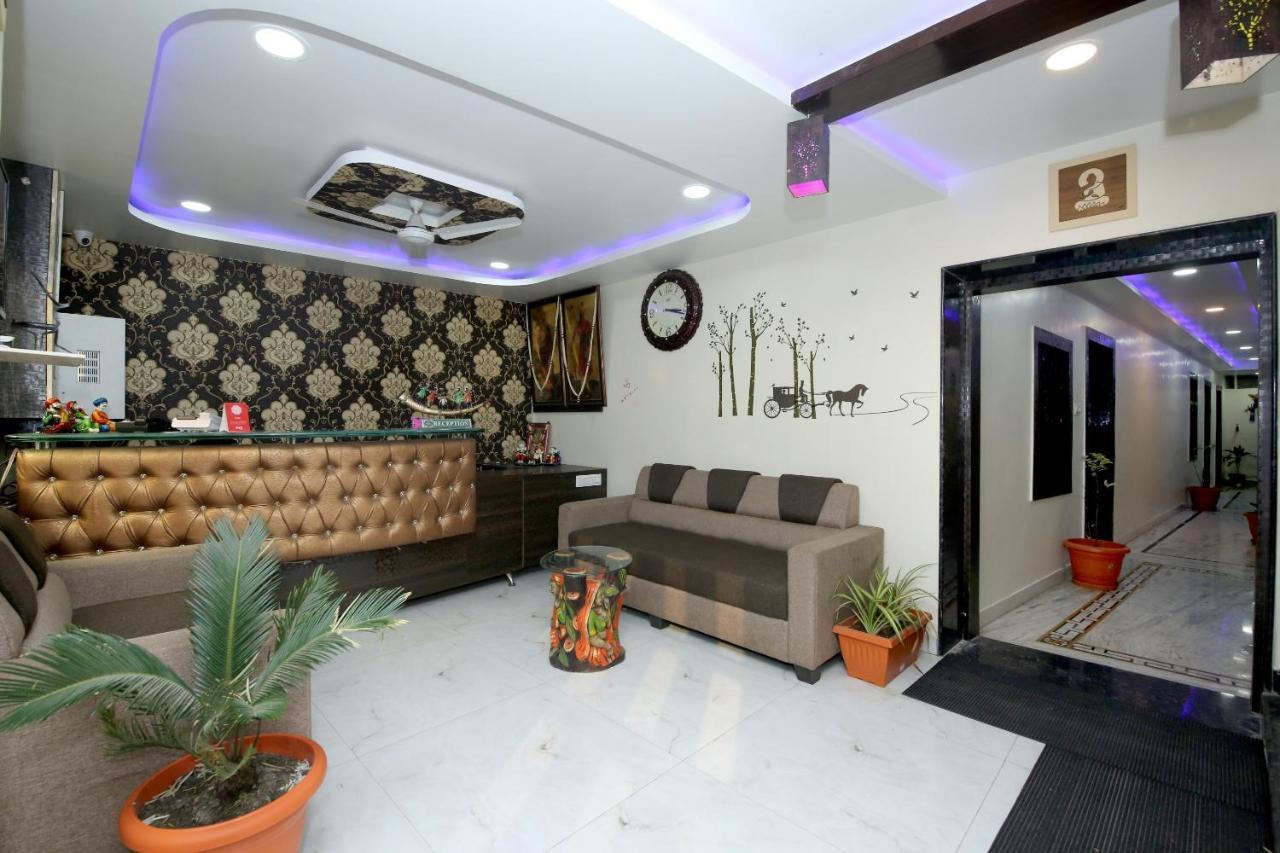Oyo Flagship 27933 Hotel Green Valley Rāipur Exteriér fotografie