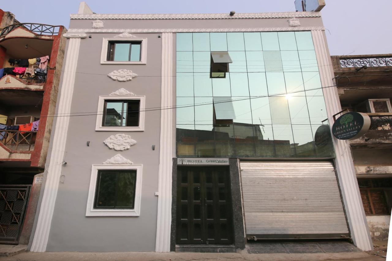 Oyo Flagship 27933 Hotel Green Valley Rāipur Exteriér fotografie