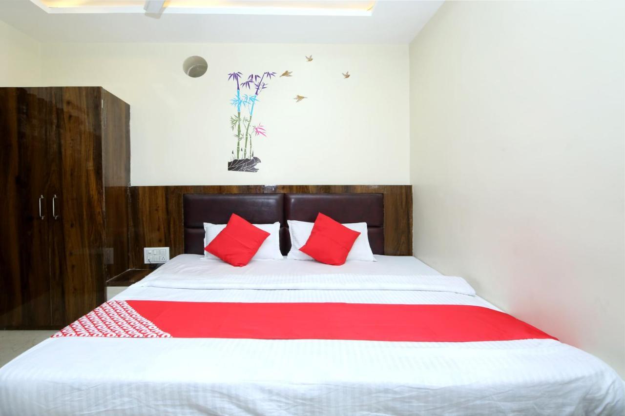 Oyo Flagship 27933 Hotel Green Valley Rāipur Exteriér fotografie
