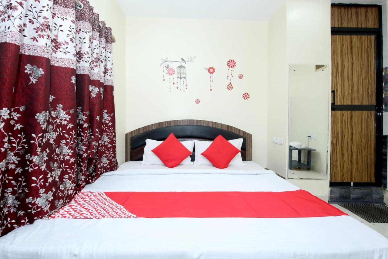 Oyo Flagship 27933 Hotel Green Valley Rāipur Exteriér fotografie