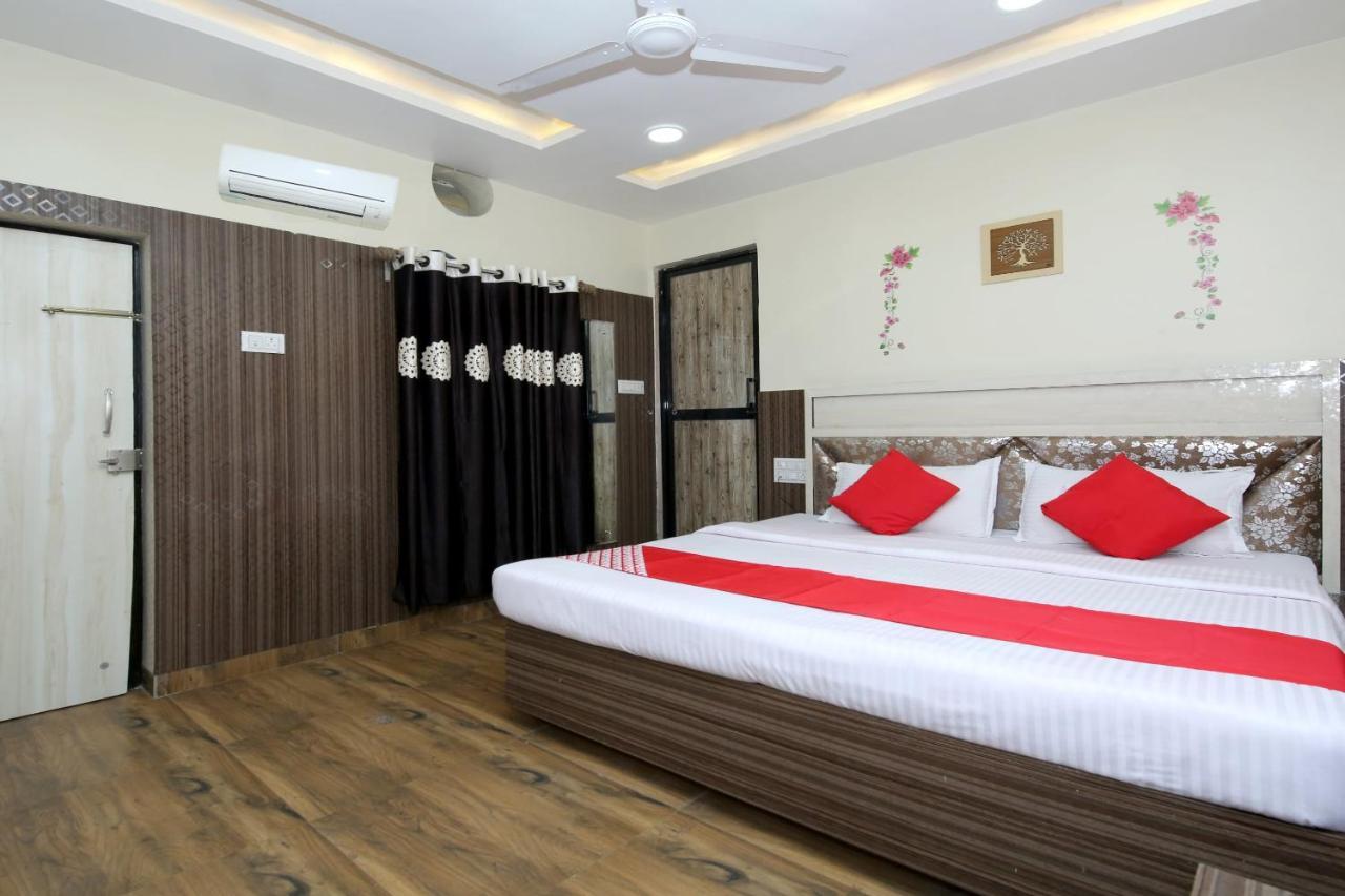 Oyo Flagship 27933 Hotel Green Valley Rāipur Exteriér fotografie