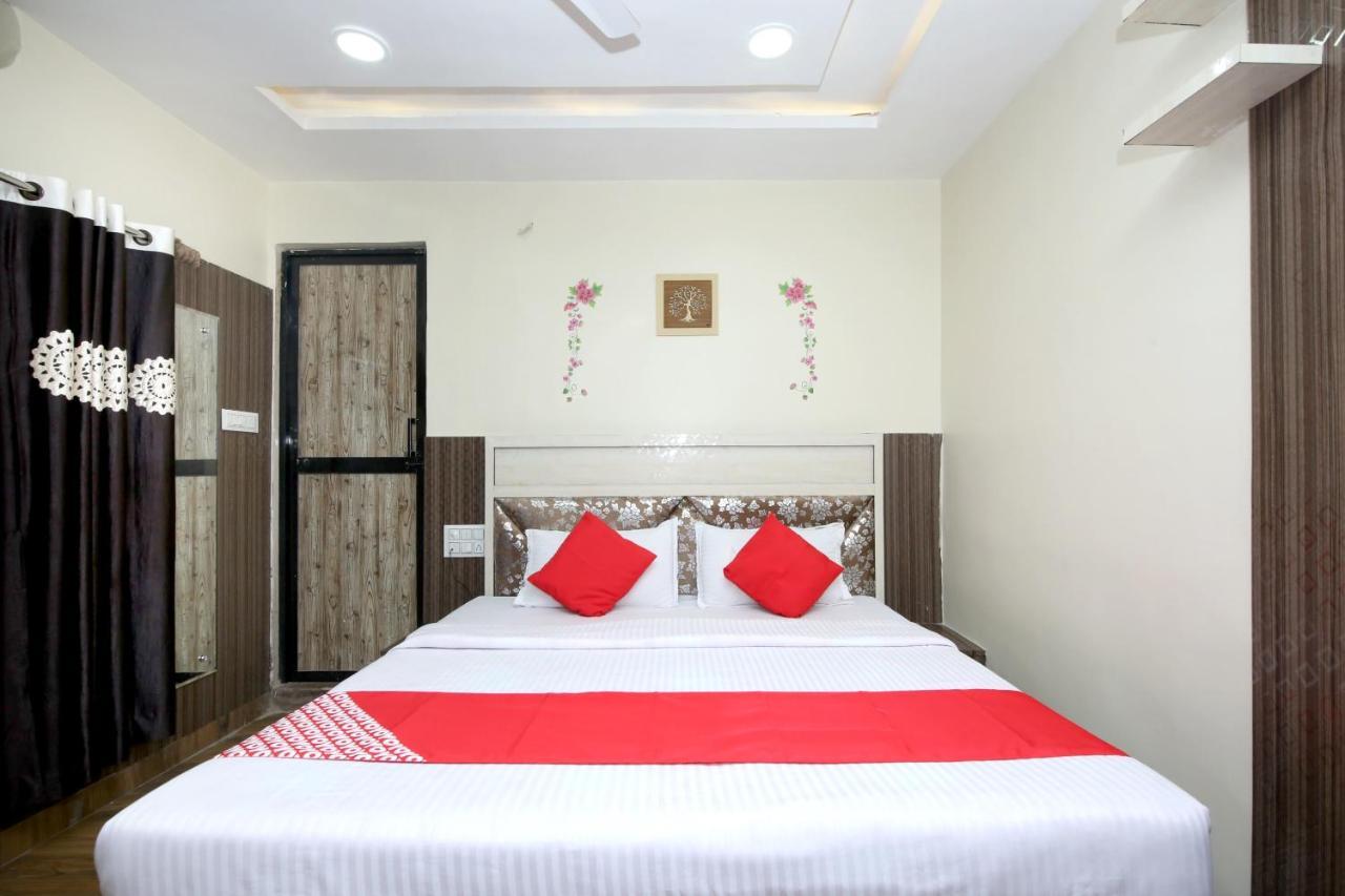 Oyo Flagship 27933 Hotel Green Valley Rāipur Exteriér fotografie